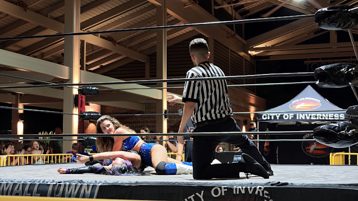 Madisyn Maxxwell Dream Girl Ellie Local Pro Wrestling Eye Of The Storm 3 Pin Count