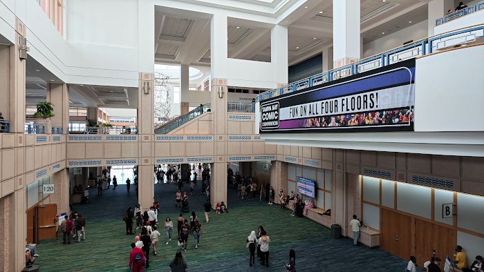 2026 Tampa Bay Comic Convention Inside Escalator