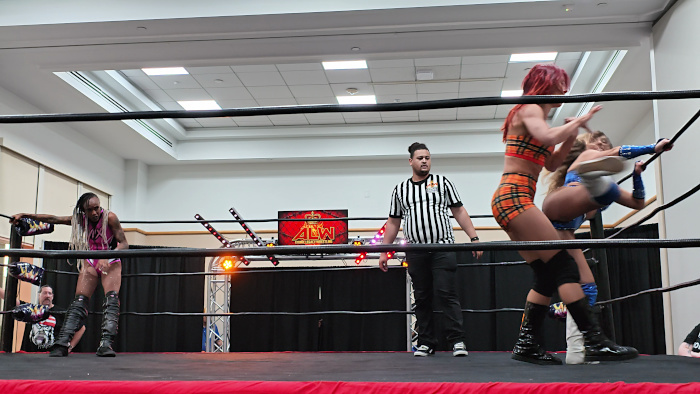 Madisyn Maxxwell Teal Piper Spinning Kick ALW 2026 Tampa Bay Comic Convention