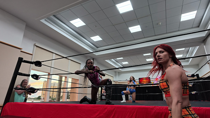 Madisyn Maxxwell Victoria Crawford Teal Piper ALW Tampa Bay Comic Convention Wrestling